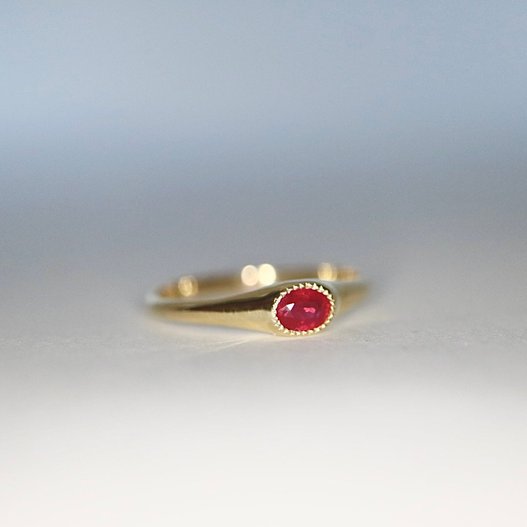 Galene Ring, Ruby