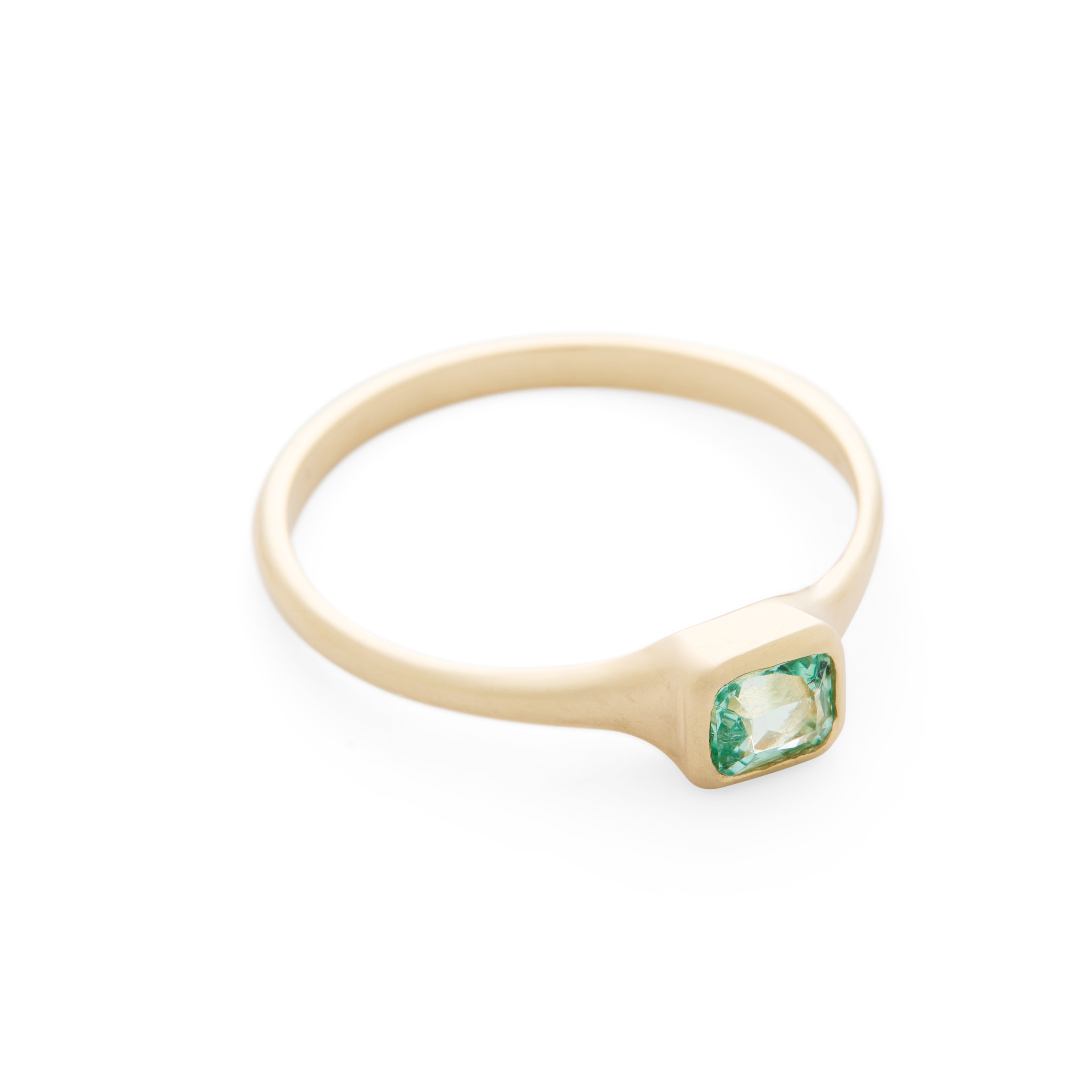 The Portal Ring - Green Beryl